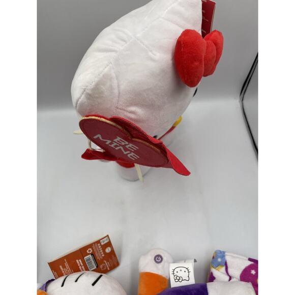 Hello Kitty Valentines “Be Mine” Plush Side Stepper Red New With Tags - Picture 3 of 10